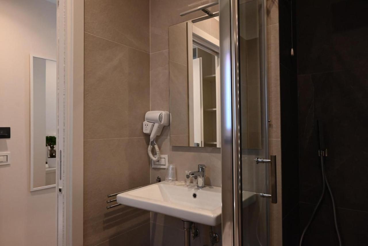 נאפולי B&B Palazzina Avallone מראה חיצוני תמונה